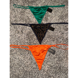 3 pair NWT  Women's EXXTREME Thong Size 1X Multi-color Frederick’s of Hollywood​